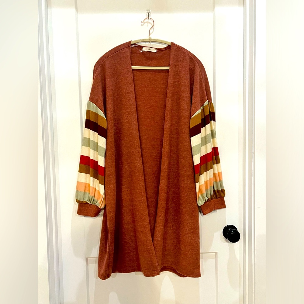 Salmon Colored with bubble sleeves cardigan